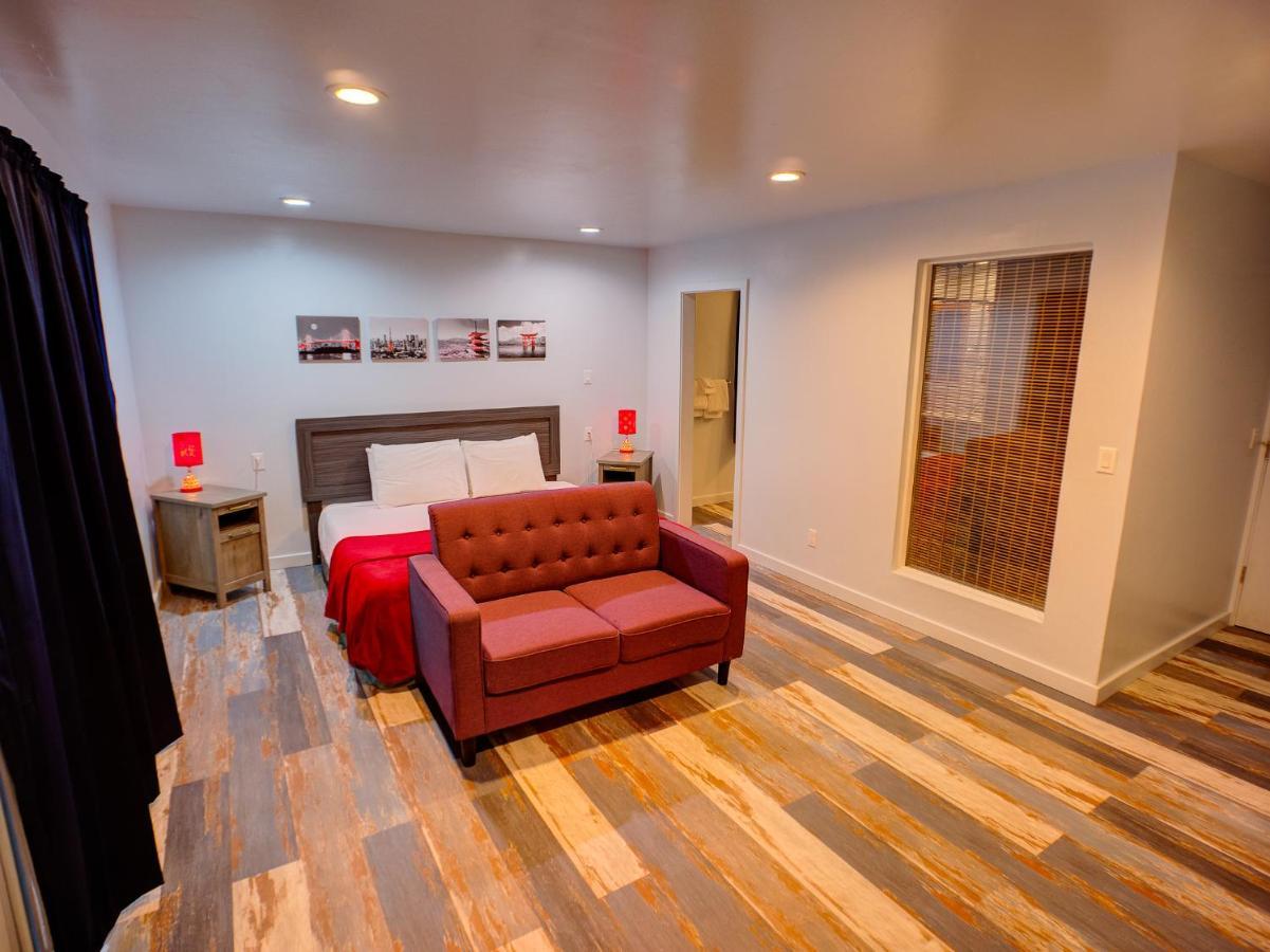 Tao Cabins Big Bear City Exterior photo