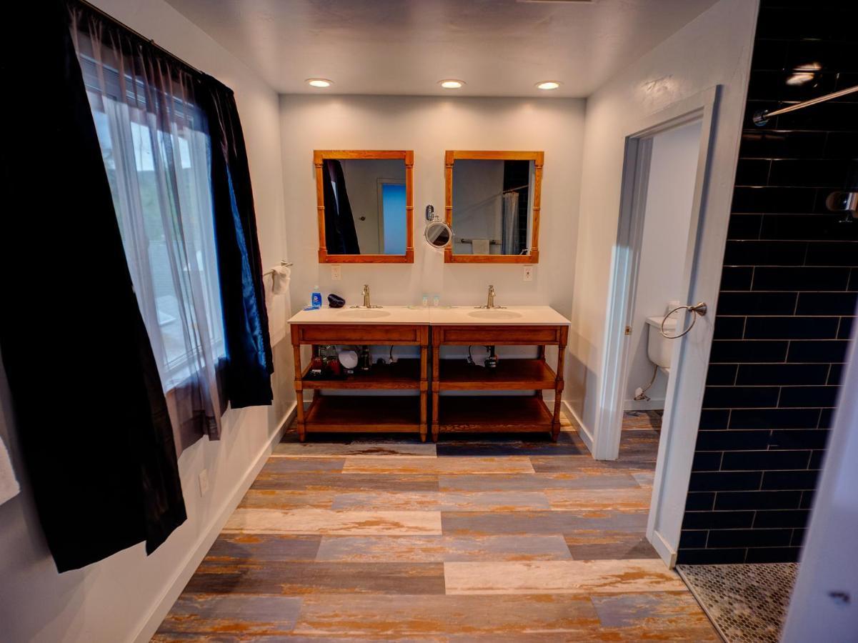 Tao Cabins Big Bear City Exterior photo